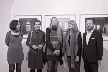 Alexandra Hennig (Kuratorin), Karen Weinert, Anja Bohnhof, Helga Cmelka (kunstraumarcade), Paul Werdenich (Kulturstadtrat)